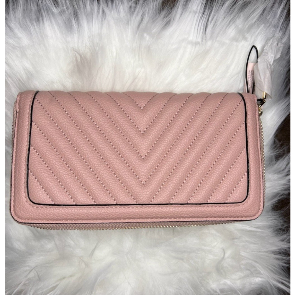 Victoria's Secret Zippy Wallet - Picture 2 of 3